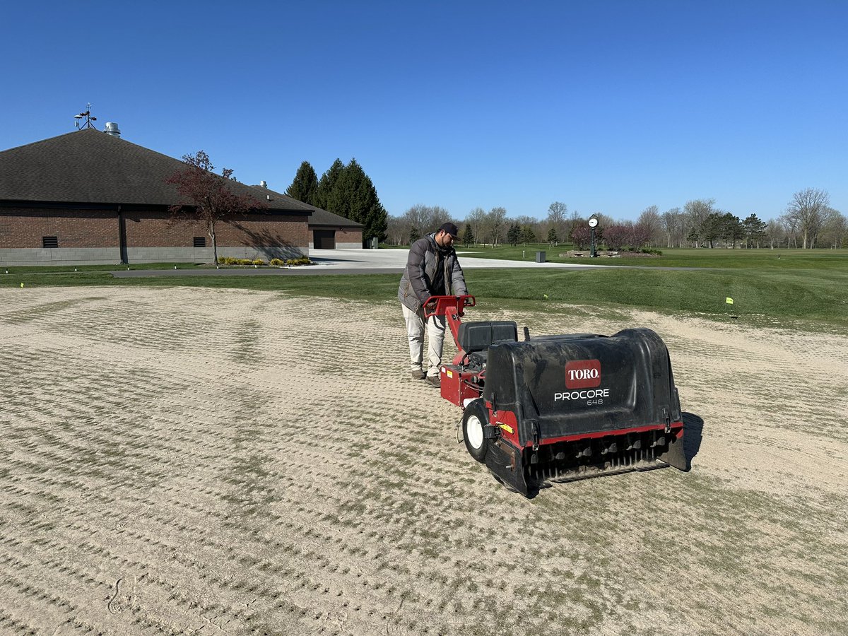 Utilizing our new deep tine aerator on greens in addition to our normal aeration. Reduced compaction + more sand is the recipe for healthy greens 😃👌