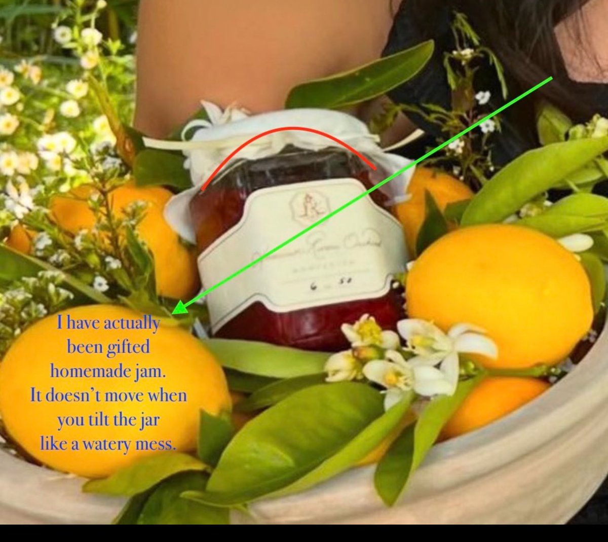 Am I the only one who notices that the jam in the jar is not thick enough to stay in one place? It’s so liquidy that it tilts.🤣 I guess someone doesn’t know how to use gelatin🤣
#Megan #MeganMarkle
#ARO  #MeghanMarkleIsAGrifter