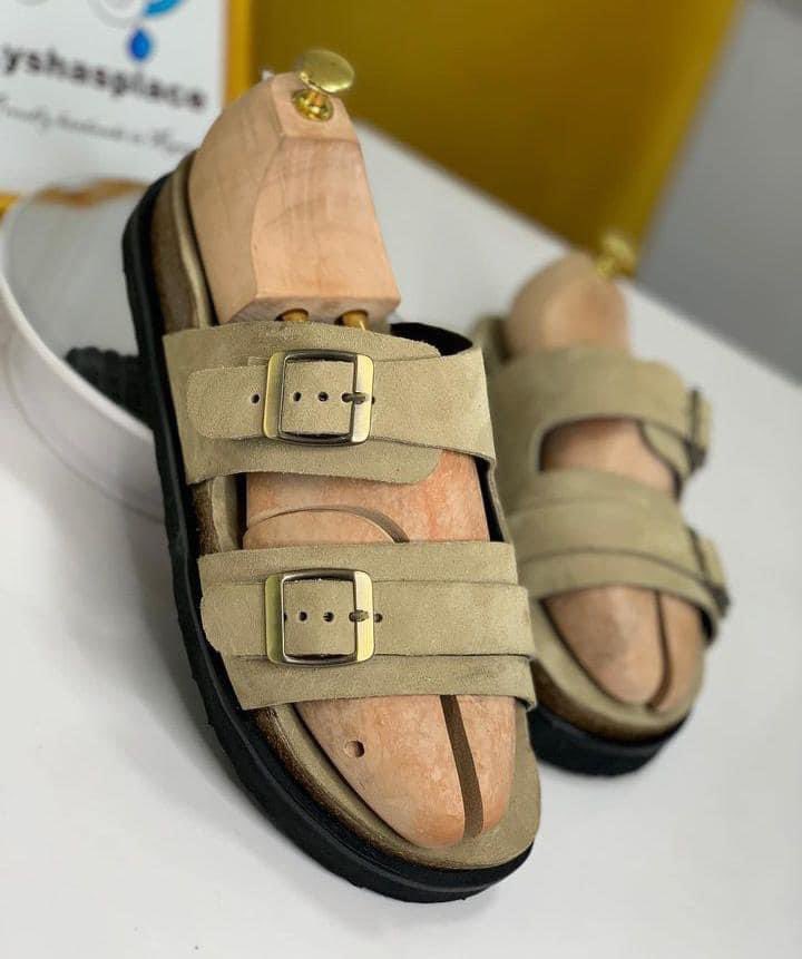 PLEASE REPOST IF THESE PICTURES COMES ACROSS YOUR TL PLEASE REPOST N15,000 EACH(FEMALE) 📍ABEOKUTA DELIVERY IS NATIONWIDE 07032246132 PLEASE RT @houseofneeyo @OgbeniDipo @heeeroooh @nosafk @_spiriituaL @FavorGrace90 @stayingpositif @blessed4ever_10 @baddoleesa