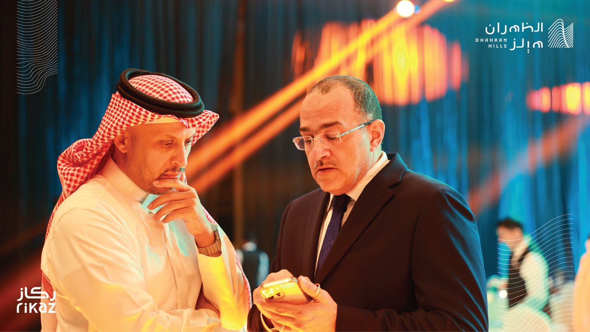 الحضور يتوافد الآن لاكتشاف الفرص المستقبلية بمفهومها الجديد في مزاد #الظهران_هيلز

يمكنك متابعة البث المباشر للمزاد عبر #ركاز_لايف
youtube.com/live/RkTm9AD4g…