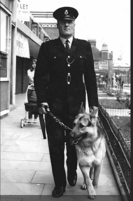 PeterBleksley's tweet photo. ‘Hello Operator? - Yes, please send the police.’ 
No, not that one, the other one…’ https://t.co/YYKglzxdRX