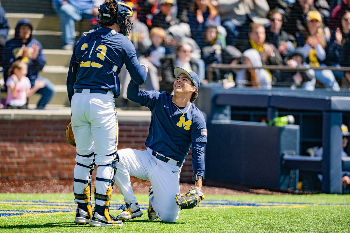 umichbaseball tweet picture