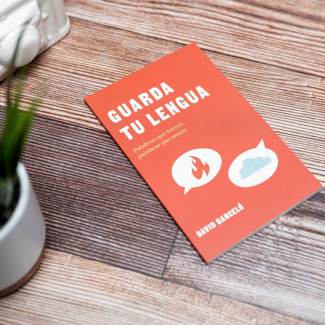 BHEspanol's tweet photo. Lo que Dios unió, Cartas abiertas y Guarda tu lengua son títulos de la serie “Lectura fácil” la cual tiene el propósito de presentar libros cortos, sencillos, con aplicación profunda al corazón y con gran contenido bíblico. Visita y descarga muestras en https://t.co/96kLOuSQtk https://t.co/vqNAlmTTBZ
