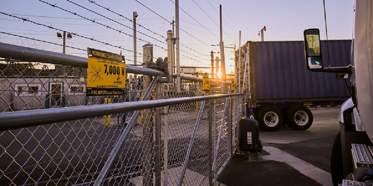 Industrial security is crucial as businesses turn to automation and lean staffing. Prioritize employee safety and adopt a multi-layered approach to protect against cyber and physical threats. @AMAROKSecurity #ad #securitysystems #industrialsecurity securitymagazine.com/articles/10058…