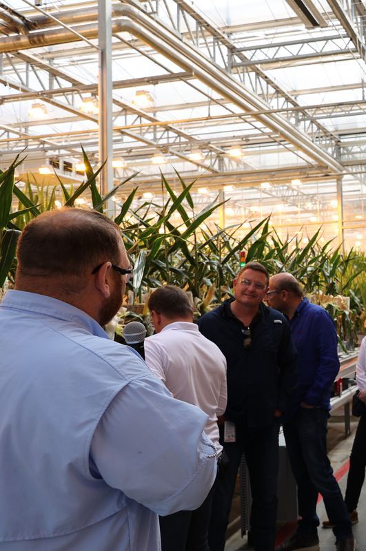 Happy #EarthDay from Marana, Arizona! 

At Bayer’s seven-acre greenhouse, we're revolutionising global corn cultivation. Through precision breeding & innovative controlled environments, we're paving the way for a greener, more resilient future. 

#TeamBayer #PrecisionAG