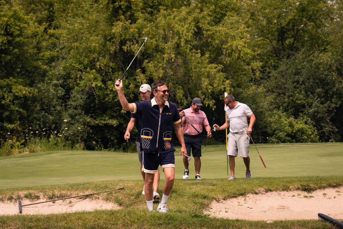 ✋s up if you’re excited for Wade vs. Diener round 2️⃣ & to help raise funds for local youth literacy programs! 🙋 We know @DwyaneWade & @DienerTravis are hyped to battle each other in basketball & golf again 👀 Want to join in on the fun? Learn more: WadeDienerGala.givesmart.com.