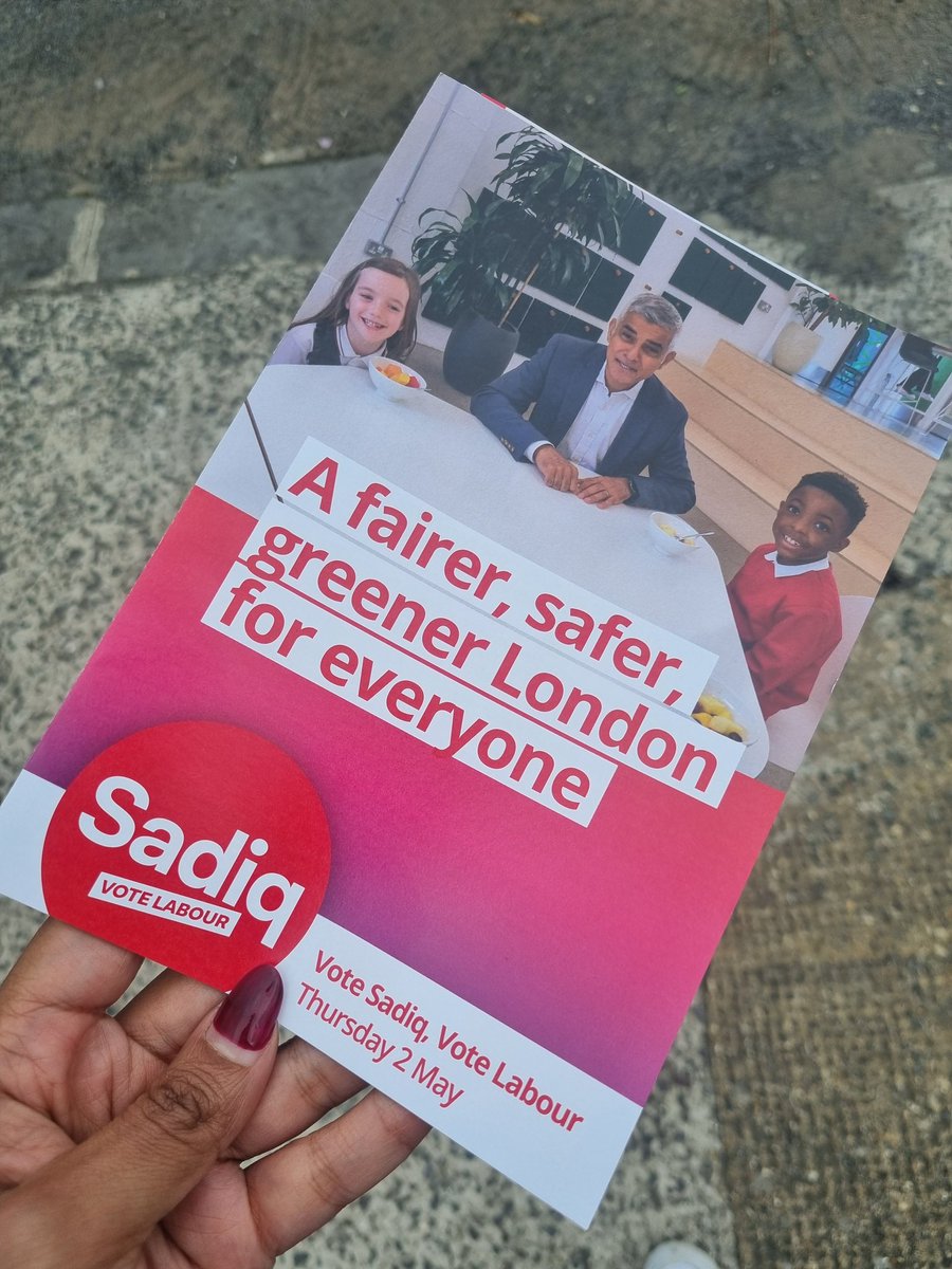 Speaking to voters on the #LabourDoorstep this afternoon in Kingsbury/Brent for @SadiqKhan @KrupeshHirani Former Tory voter - 'will never vote for a Tory candidate or party that is completely anti-growth. I'm going to vote for Sadiq & Labour because they see opportunity.'🌹