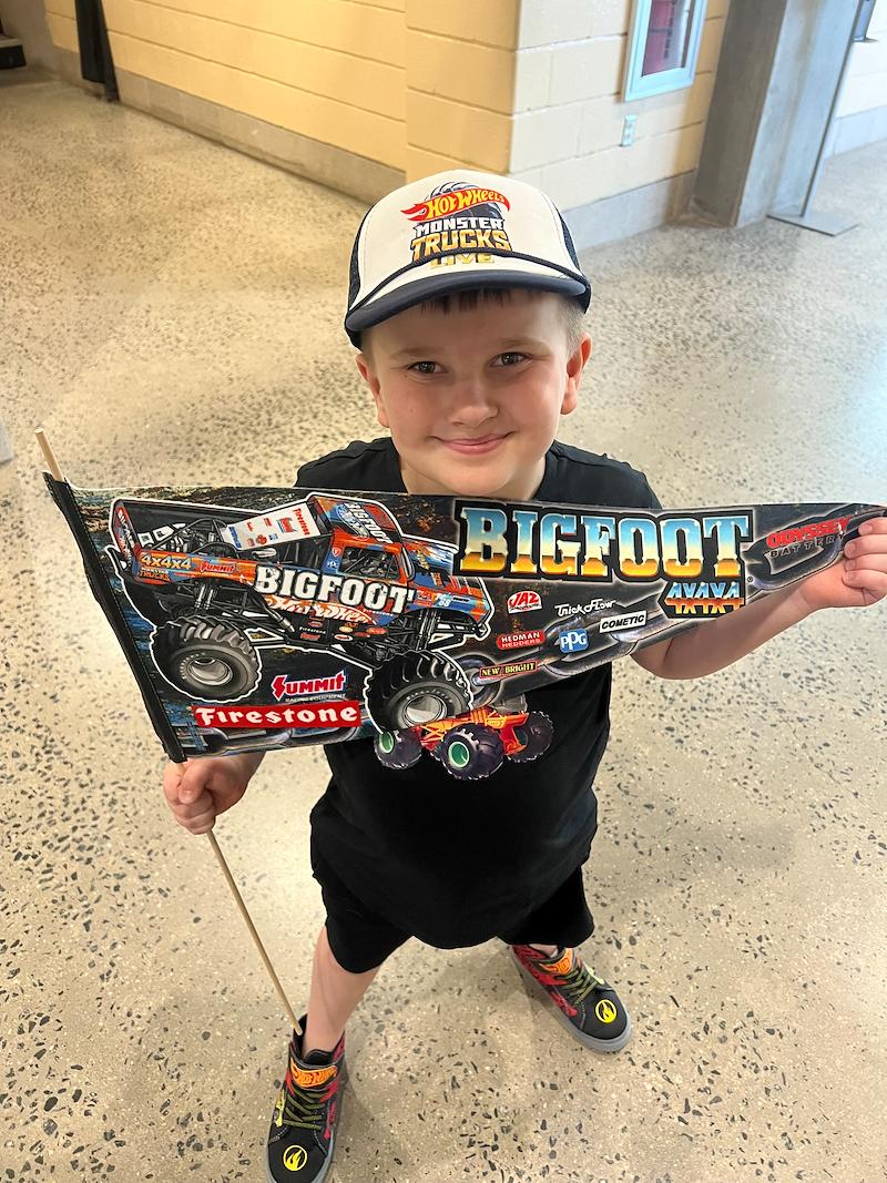 Roneelee97's tweet photo. I’m a finalist in Westgate Resorts   Hot Wheels Monster Trucks’ Story Contest. Help me rally votes: https://t.co/hyBzLKd0uJ https://t.co/ydJuvPDHXR