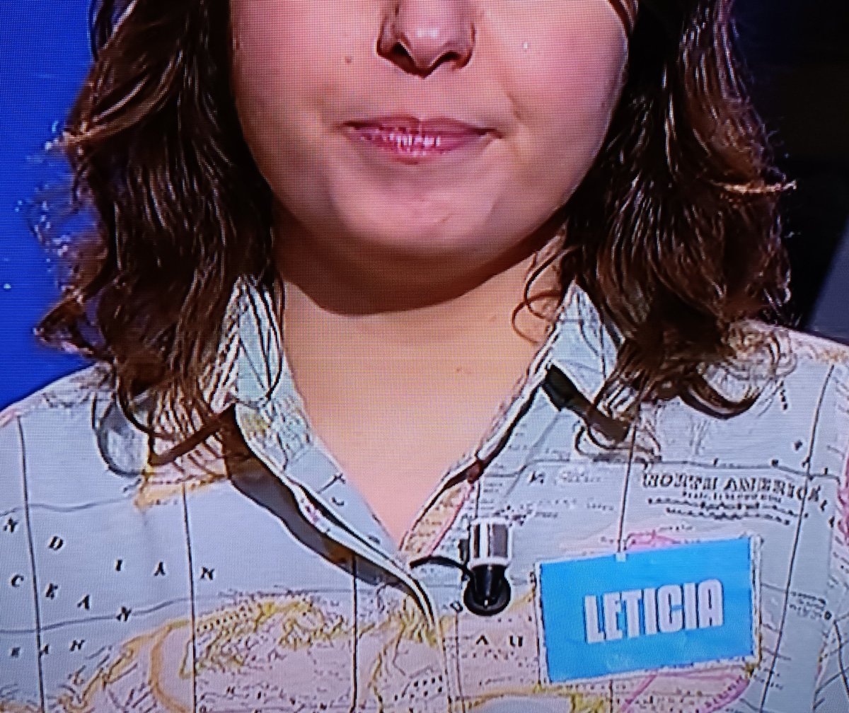 albertouve's tweet photo. Los mapas a veces nos sirven para vestir y siempre para #saberyganar en @la2_tve #mapsforeverything https://t.co/JjpwdYV18x