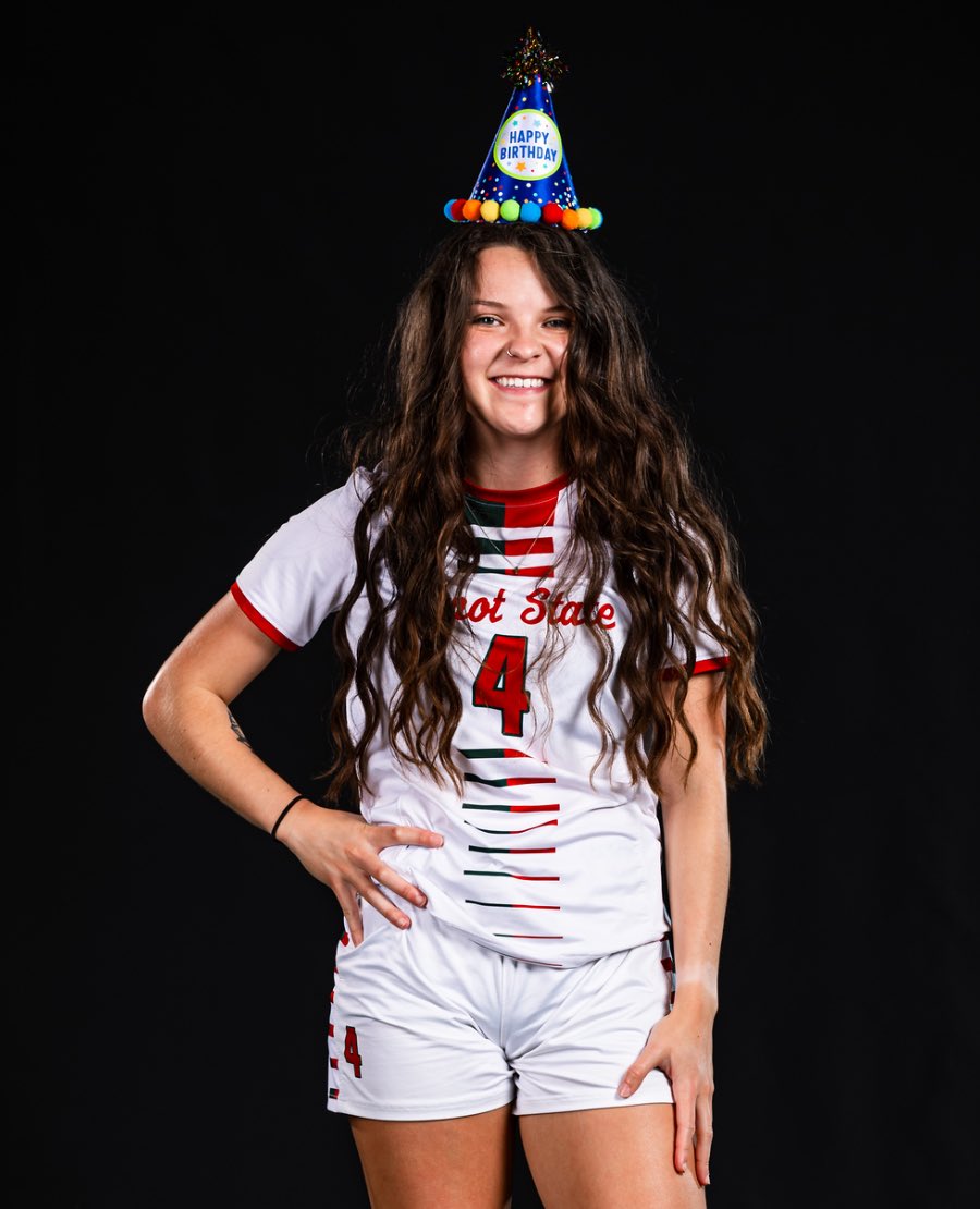 Wishing a very happy birthday to <a href="/jordyn/">Jordyn</a>.knipper11 🥳🩷