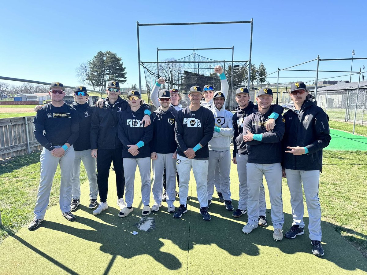 Teams keep on showing their support for Sexual Assault Awareness Month! Baseball wearing teal for their game! #onelove #itsonus