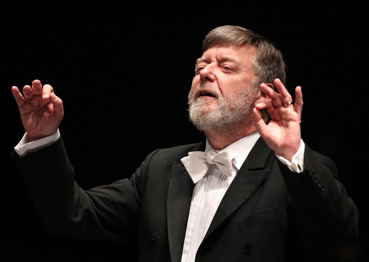 We are deeply saddened to hear of the passing of Sir Andrew Davis, who served as Pittsburgh Symphony Orchestra's Artistic Advisor from 2005 to 2007. In memory of his joyful artistry and vital guidance, we dedicated Sunday's concert to his memory. 📷: Lucas Dawson Photography