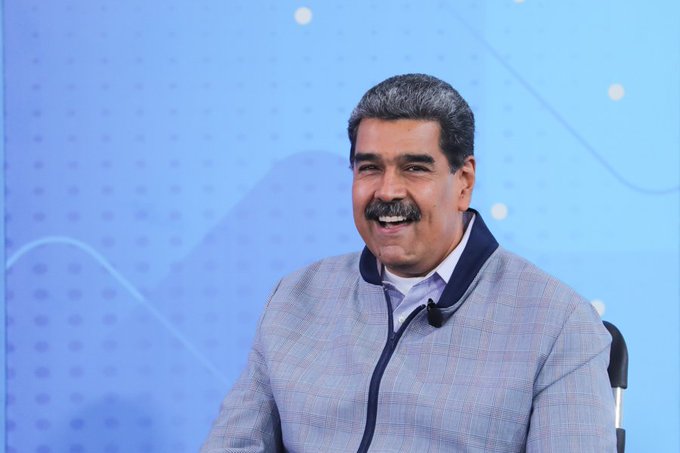 MIPPCI (@mippcivzla) on Twitter photo Hoy se estará transmitiendo el programa N° 42 de ‘’Con Maduro+’’ a las 7:00pm, donde el Pdte. <a href="/NicolasMaduro/">Nicolás Maduro</a> trae nuevos análisis, consultas, alegría, información y muchas sorpresas para el pueblo venezolano.
#BloqueaElBloqueo Hoy se estará transmitiendo el programa N° 42 de ‘’Con Maduro+’’ a las 7:00pm, donde el Pdte. <a href="/NicolasMaduro/">Nicolás Maduro</a> trae nuevos análisis, consultas, alegría, información y muchas sorpresas para el pueblo venezolano.
#BloqueaElBloqueo