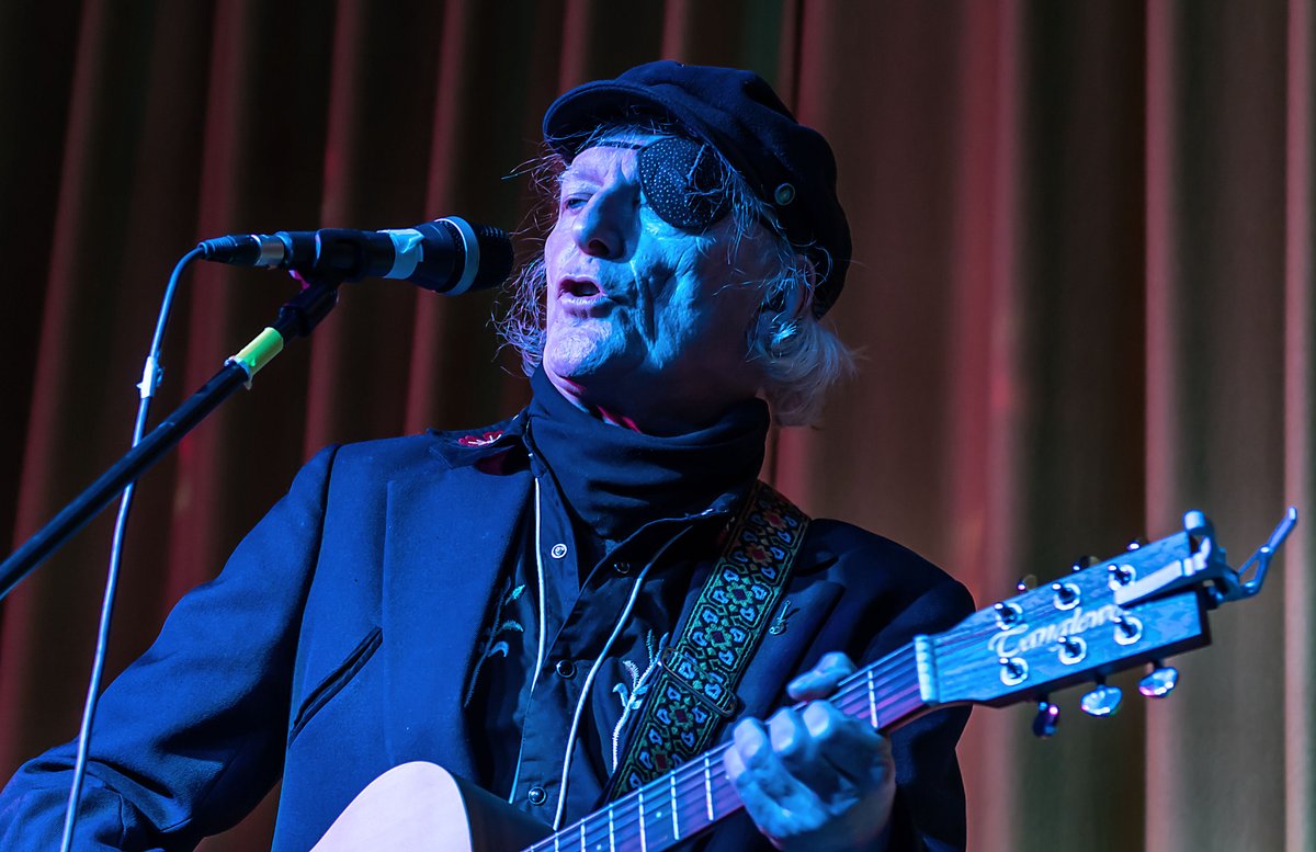 Another good Tea &amp; Oranges gig at Twenty One on Saturday, with The Gardeners and Martin Newell (The Cleaners from Venus) in fine form once more.

#Gardeners #MartinNewell #Southend