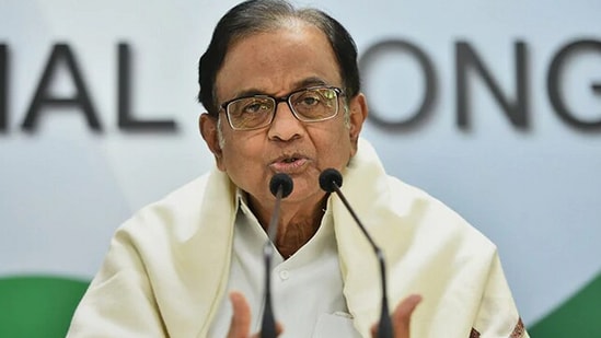 Sr CONgress leader Chidambaram has claimed that if I.N.D.I.Alliance is voted to power in 2024 #LokSabha polls, it'll scrap CAA in 1st session of #Parliament.

Proves that CONgress is:-

Anti-Hindu
Anti-Sikh
Anti-Baudha
Anti-Jain
Anti-Parsi
Anti-Cristian

And ONLY I$£AMIC PARTY!