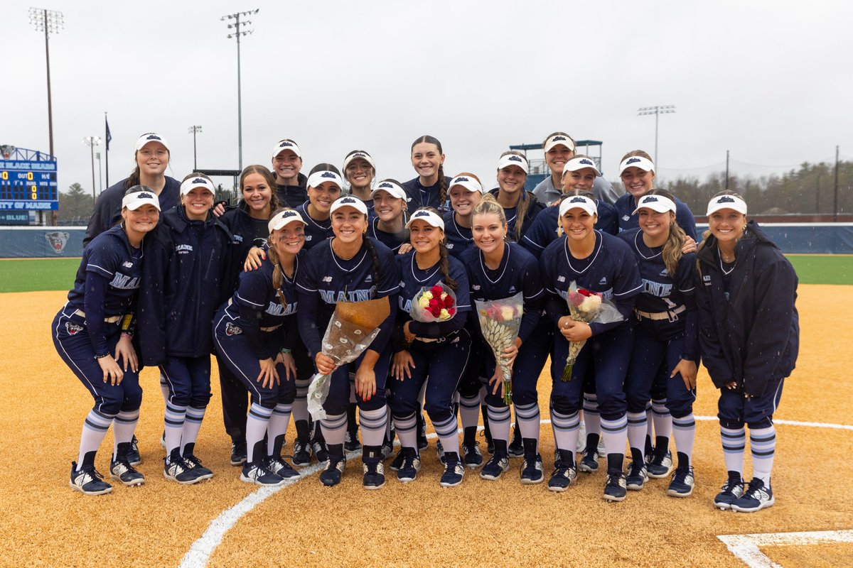 Maine_Softball's tweet photo. Thank You 💙 to these Black Bears and their friends and family for all they’ve given to the program!

#BlackBearNation https://t.co/7a3KkNUPW0