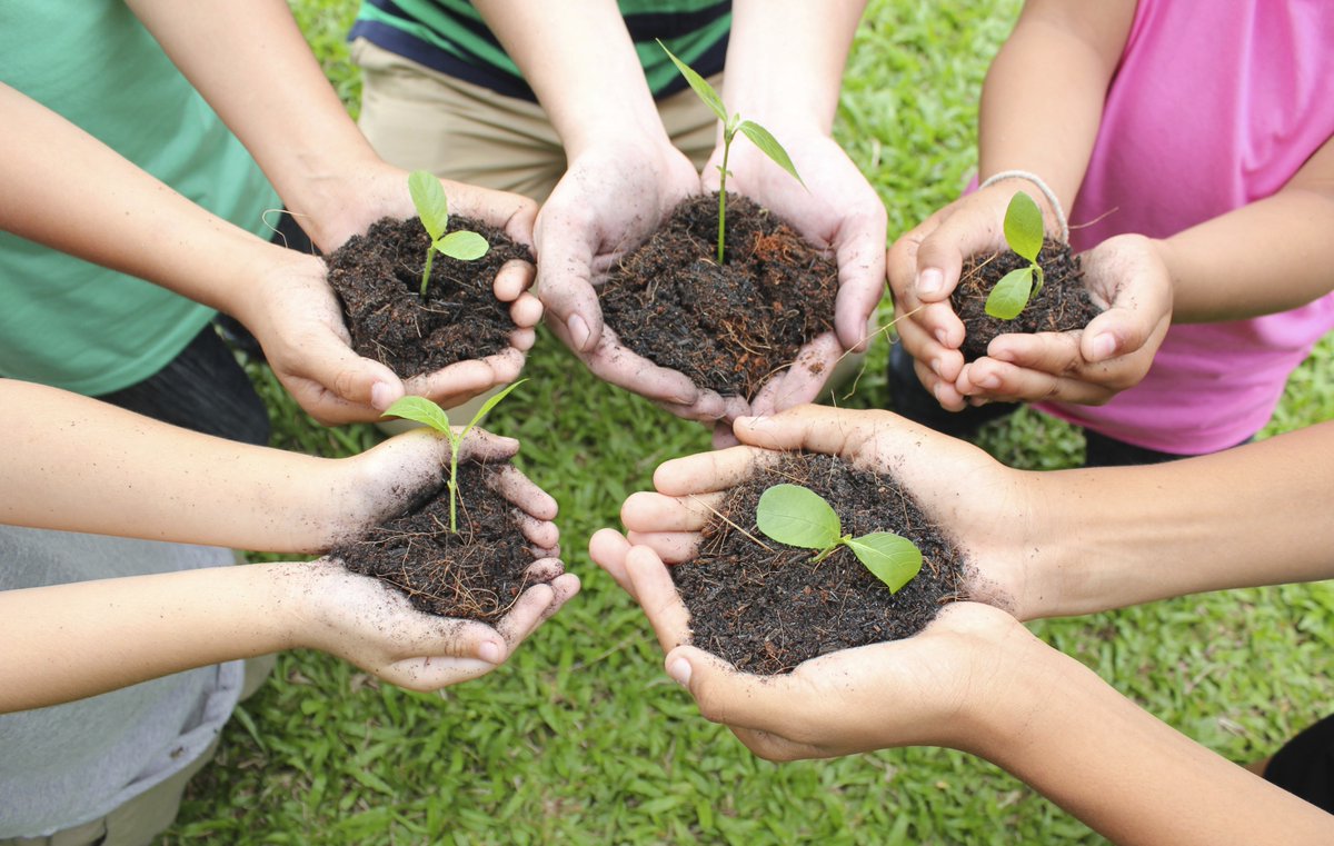 Happy #EarthDay2024 🌍💚🐝☀️🫂

Check out @EarthCubs #Sustainable Development Goal assembly pack, full of interesting facts and illustrations around how the goals can help our planet! #futuregenerations 
➡️countrysideclassroom.org.uk/resources/1712