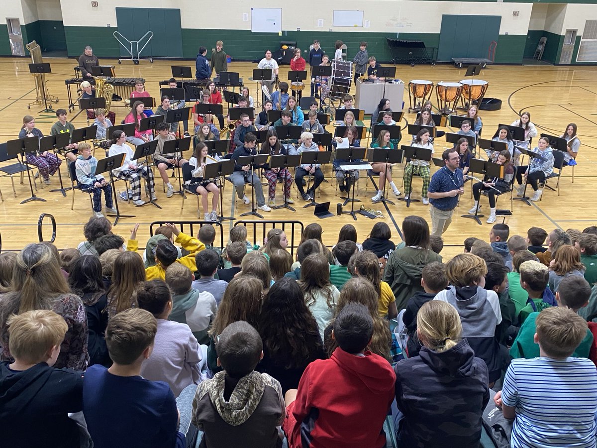 4th grade students at CCMS for a short band concert to learn about joining 5th grade Beginning Band next school year 🎶🥁🎸🎺🎷