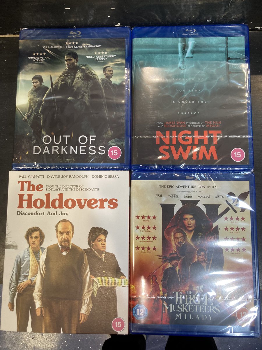 This weeks new movie releases #nightswim #outofdarkness #theholdovers #threemusketeers 🎬🎥🍿