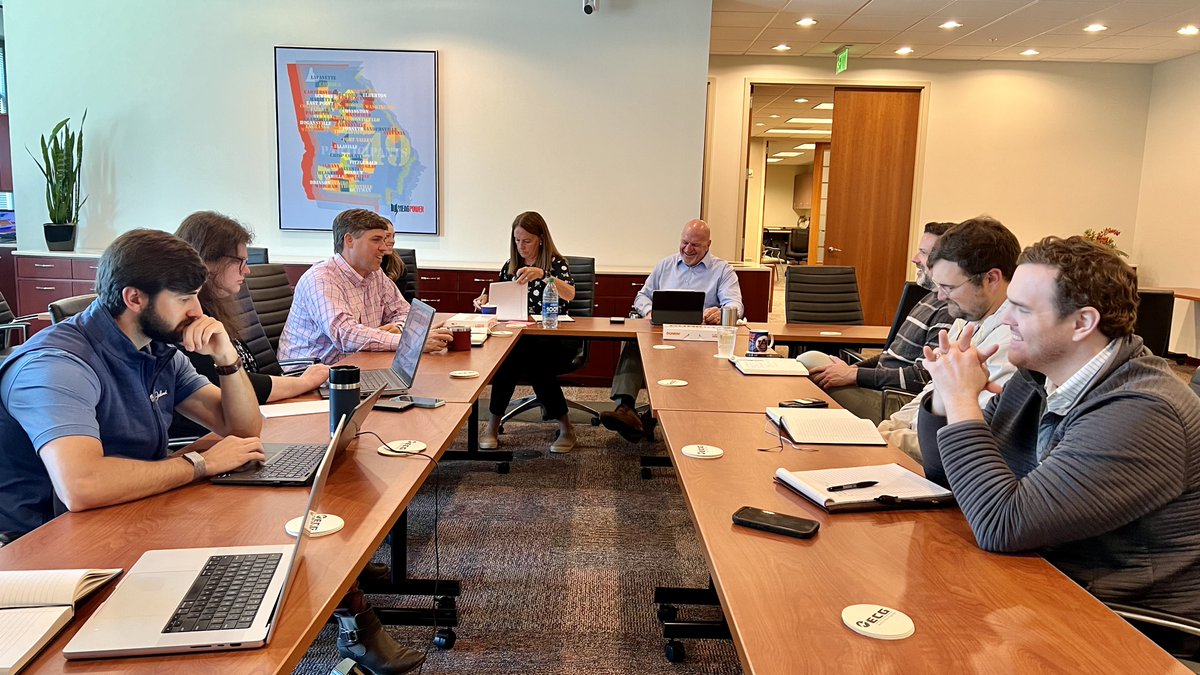 ECGLocationGA's tweet image. Good morning from your favorite #Economicdevelopment team! It&apos;s a good day to be in the #1 State For Doing Business.
Today offers boundless opportunities to shape tomorrow&apos;s success for our communities. Let&apos;s dive into the week with a relentless drive to thrive. Happy Monday!