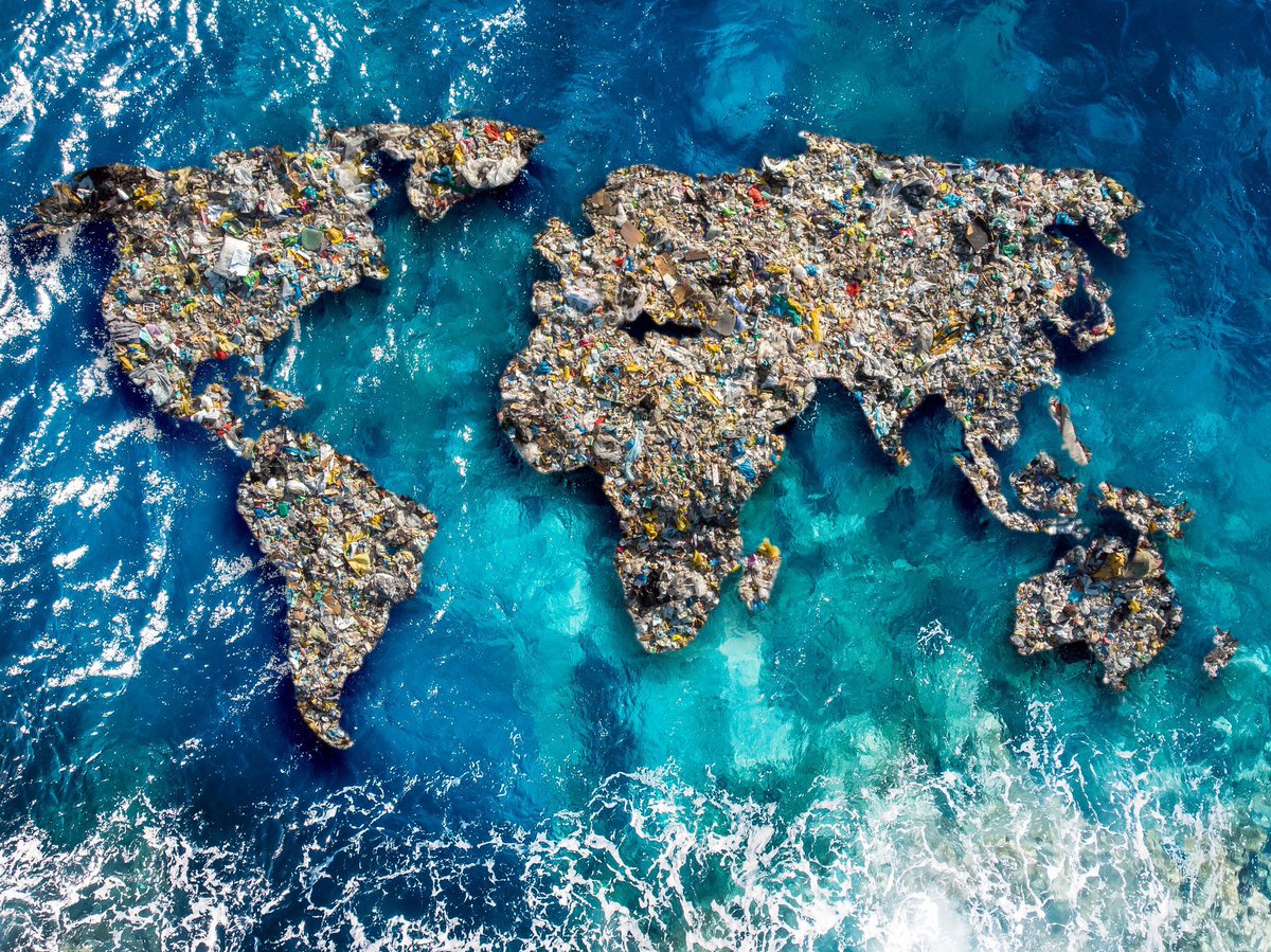 UEenMexico's tweet photo. #DíaDeLaTierra 🌎 | Algunas medidas 🇪🇺 ambiciosas y tangibles para reducir la contaminación plástica:

🔁 transformar la forma de producir, usar y reciclar productos
🚯 combatir 10 productos de plástico de un solo uso
♲ fomentar la economía circular
🛑 restringir microplásticos https://t.co/vjR5pxk66N