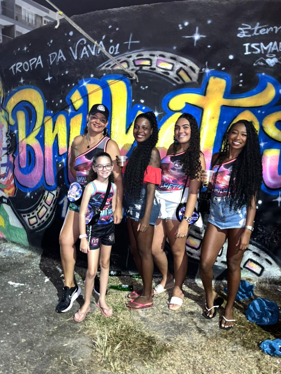 Familhets's tweet photo. Diversão em família sempre ontem foi maravilhoso 💞❤️🙅🏽‍♀️ https://t.co/lHffWYIKlT