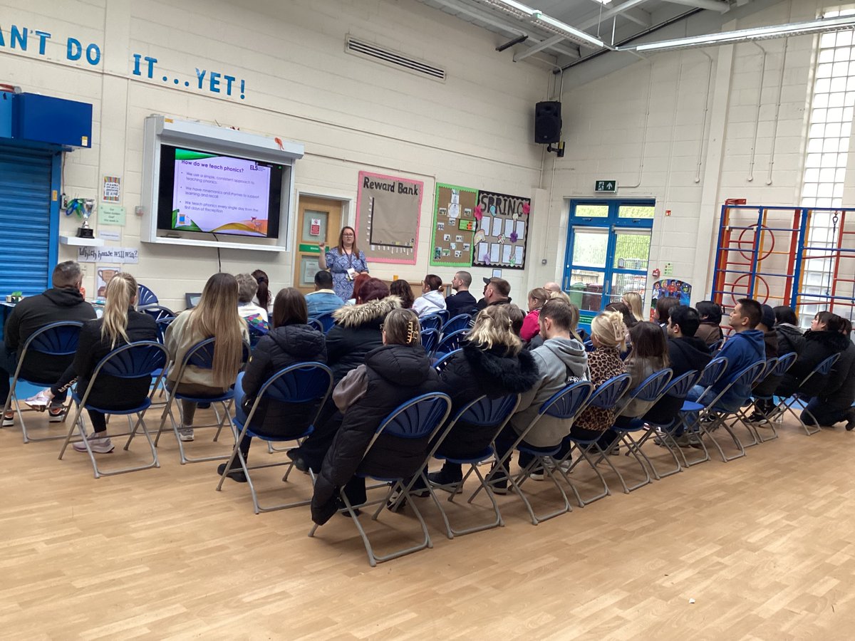 GatesPrefects's tweet photo. We were delighted to hear that so many parents/carers came to school today to learn about how we teach Reading and Phonics in Key Stage 1.  Thank you for coming! https://t.co/am3vNPaWwO