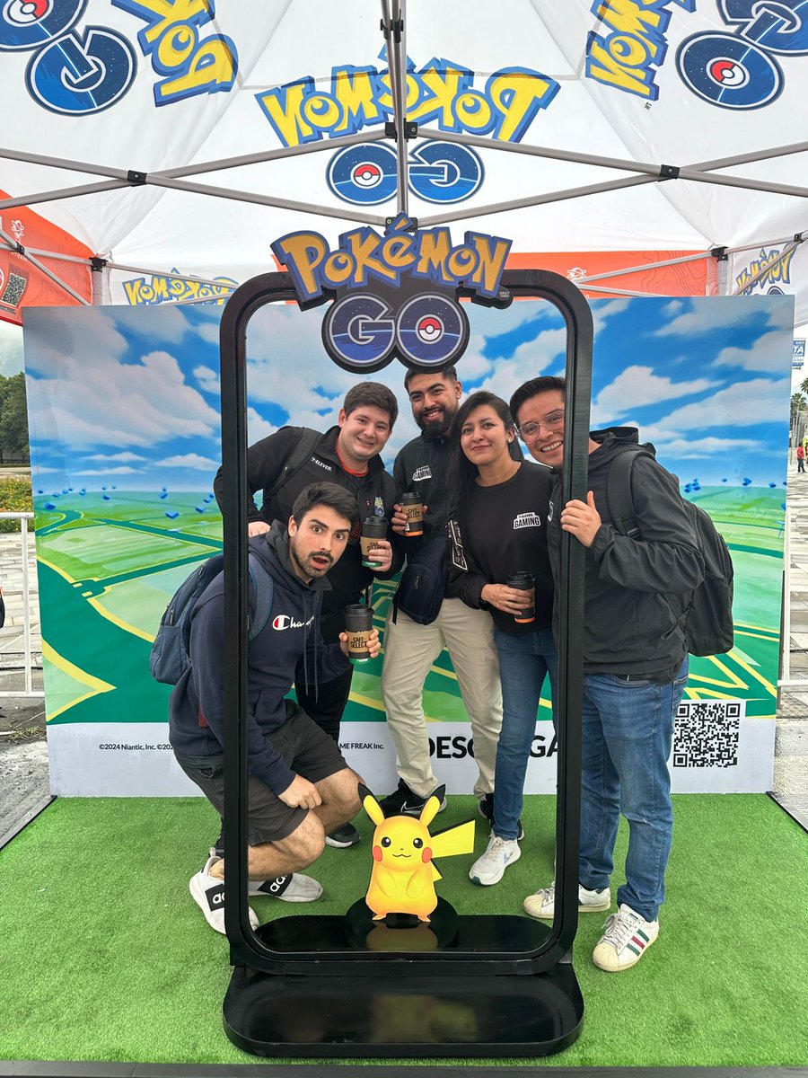 Richie14091's tweet photo. Ya de regreso a casa después del extraordinario evento de #7Land donde pudimos ver grande combates de Pokemon Go, así como celebrar toda la pasión que hay en México por los videojuegos
Felicitaciones enormes a @7ElevenMexico y @7ElevenGaming por la gran tremenda organización 👏 https://t.co/l77JcDRBp0