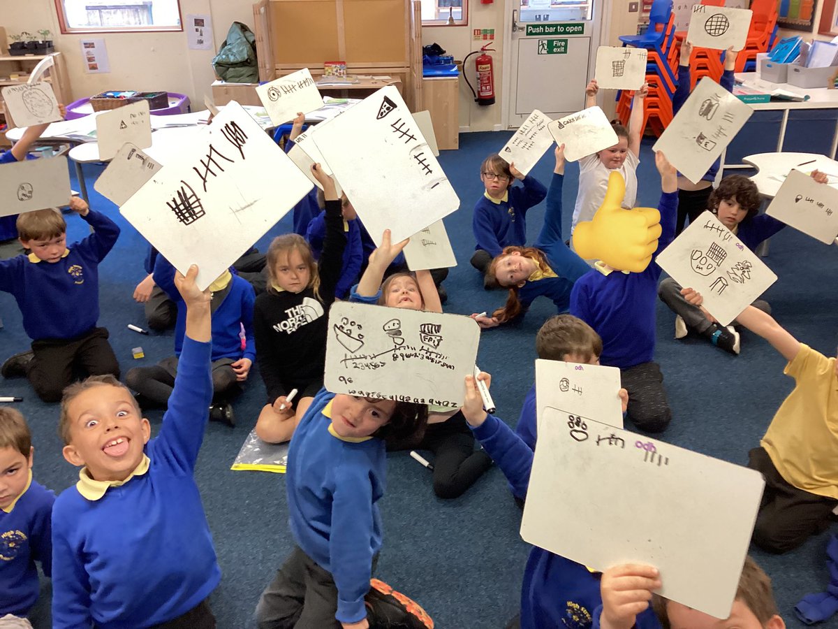 highstreetps's tweet photo. #hspsy2 have been making portals with translucent materials and creating tally charts https://t.co/ukm7rrcxHi