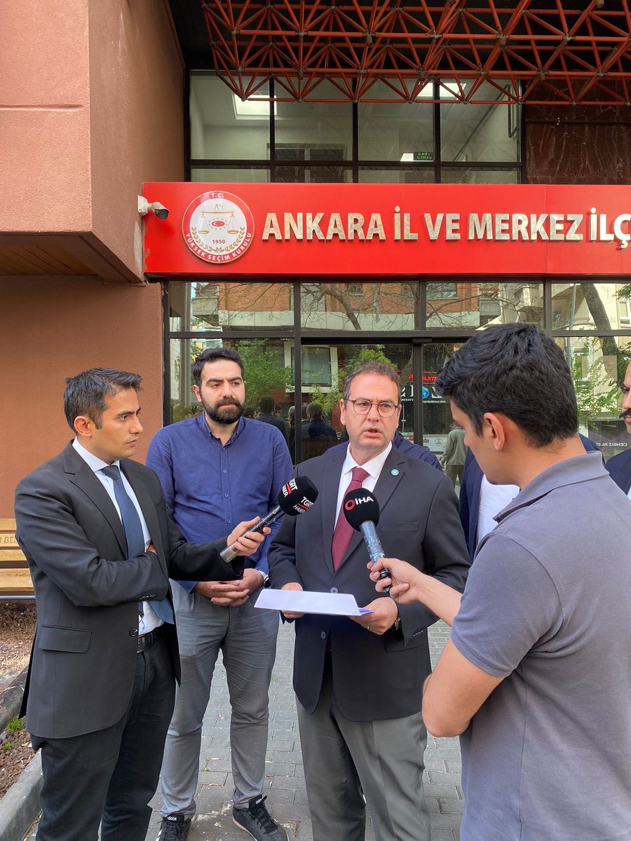 ridvanuz17's tweet photo. Tarafımıza verilen listede; üst kurul delegelerimizin İsim, soyisim, TC kimlik kart numarası veya baba adının yanlış yazıldığı ile ilgili tespit edilen sistemli ve organize usülsüzlüklere karşı başlattığımız hukuki sürecin ardından basın açıklaması gerçekleştirdik.

İYİ Parti kongresi 27 Nisan günü hiçbir şaibeye yer bırakmaksızın büyük bir coşkuyla toplanacak, Türkiye sınırlarını aşarak bütün Türklerin umudu niteliğinde bir yolculuğun önemli bir kilometre taşı olacaktır.