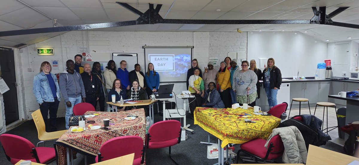 A huge thank you to everyone who showed up today for the #EarthDay2024 workshop, a collaboration between <a href="/Menvcity/">Middlesbrough Environment City</a>'s Communities Growing Together project, ourselves here at Climate Action Middlesbrough and @BoroFoodPship. [1/2]