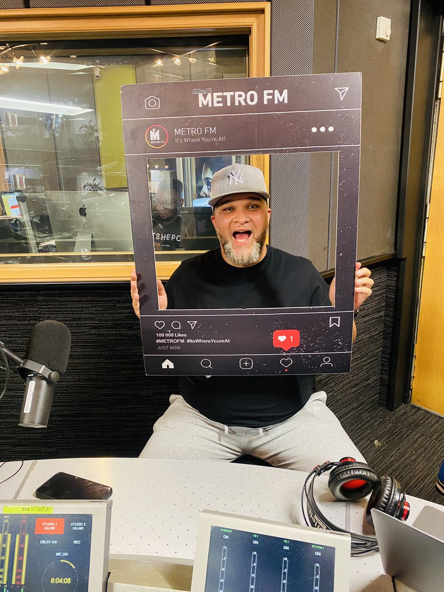 We live at @metrofmsa with @maskedsingerza detective @jasongoliath tune in….

It’s TheTouchdown with Loot Love & TBo Touch