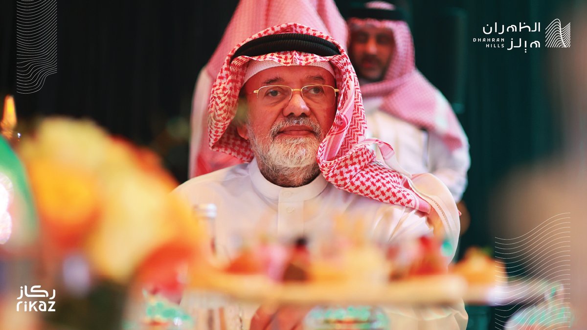 الحضور يتوافد الآن لاكتشاف الفرص المستقبلية بمفهومها الجديد في مزاد #الظهران_هيلز 

يمكنك متابعة البث المباشر للمزاد عبر #ركاز_لايف
youtube.com/live/RkTm9AD4g…