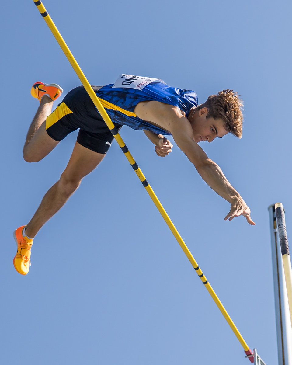 Grosse Anerkennung für Valentin Imsand! 🌟 

Der 19-jährige Walliser Stabhochspringer wurde in Lausanne von der Stiftung Schweizer Sporthilfe als «Meilleur Espoir Romand» ausgezeichnet.👏 Herzlichen Glückwunsch! 

📸 @athletix_ch

#shareUBS #UBSathletics #valentinimsand