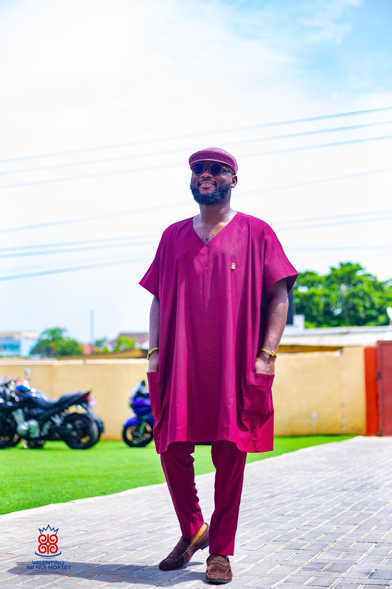 “Know the difference between those who stay to feed the soil , and those who come to grab the fruit.” 

Wishing everyone a productive week .

#mondaymotivation #explore #mcm #viral #niinoinortey #africanwearformen #HumilityStrengthRoyalty #kkc #kkc2024