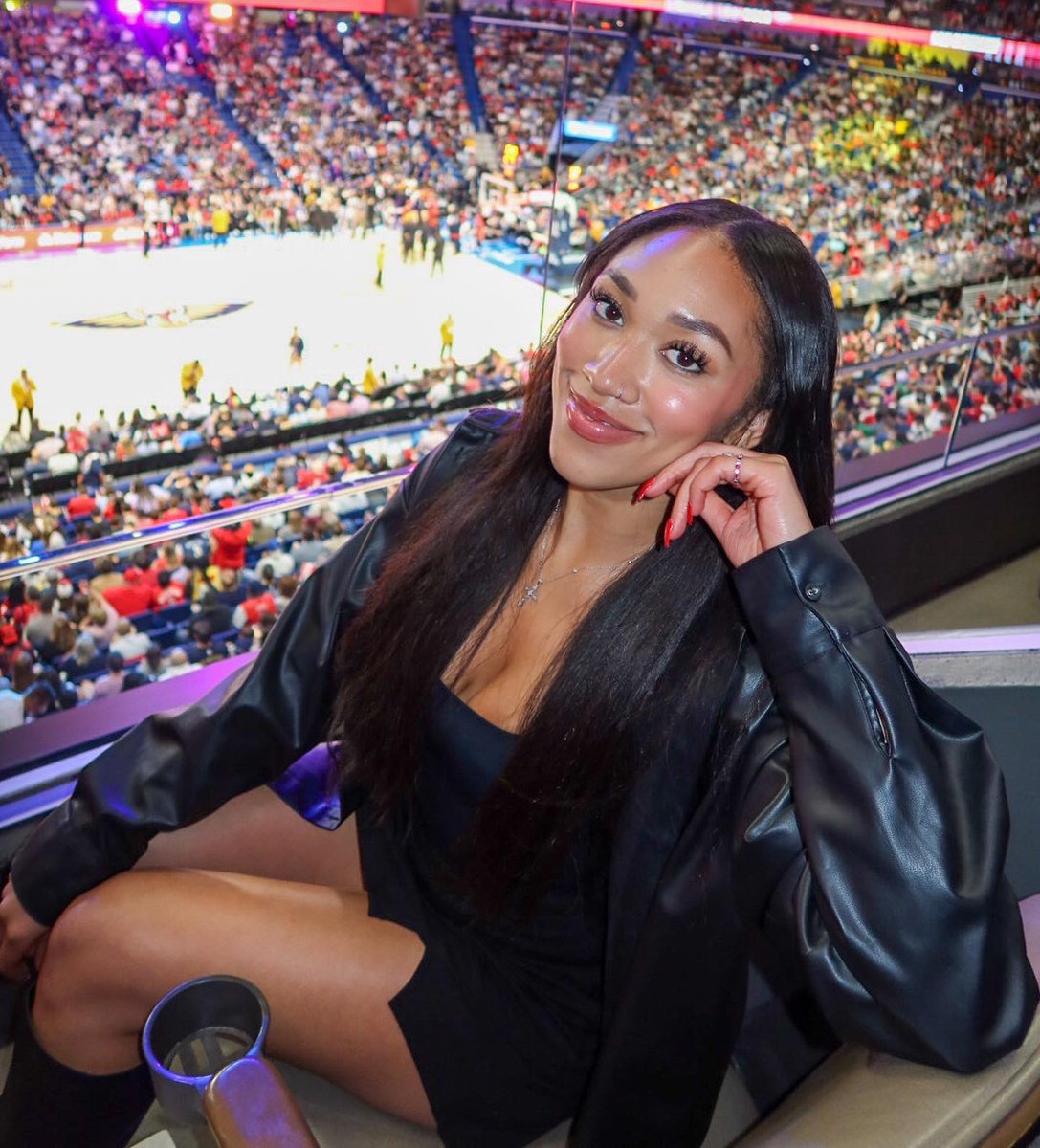 mariah rose tweet media