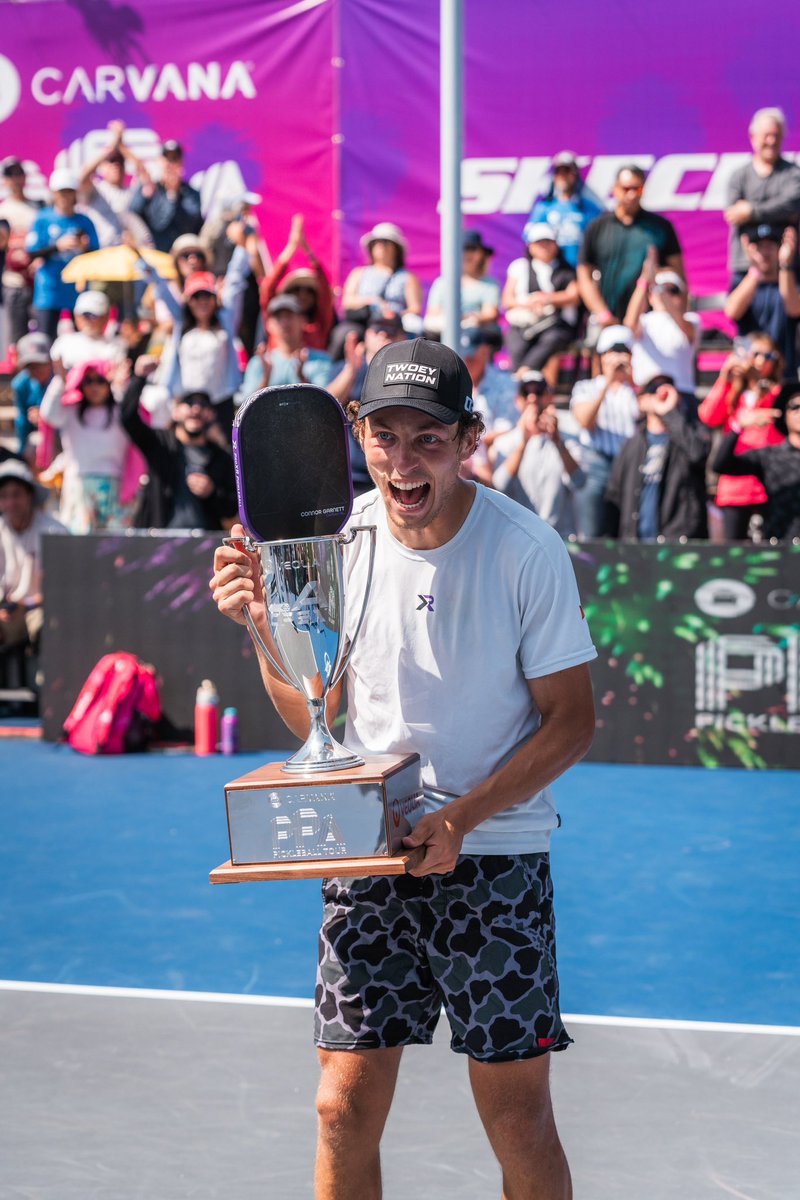 Lift that trophy high, Connor! ⚡️

In honor of Connor’s Gold medal, get the Connor Garnett Signature at 10% off with code CG GOLD. 

proxrpickleball.com/collections/sh…