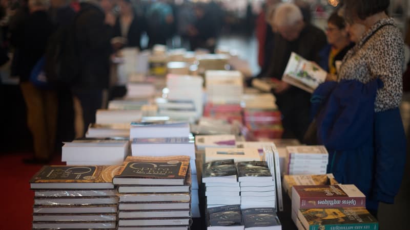 'Strasbourg écrit une nouvelle page dans l'histoire littéraire en devenant la Capitale mondiale du livre! Une étape majeure pour la ville et pour la culture. #Strasbourg #CapitaleMondialeDuLivre #UNESCO' 📚🌍