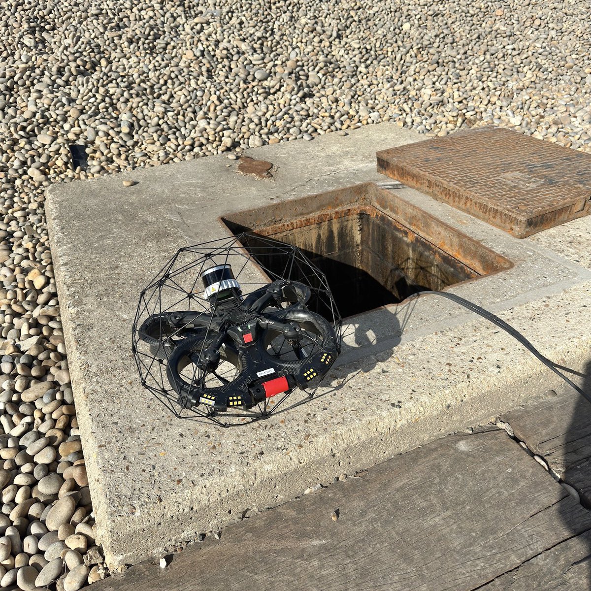 Are you looking for a safe and efficient way to inspect confined spaces? Our drone pilots, equipped with a purpose-built confined space drone, can deliver a thorough inspection of your confined spaces without the need for anyone to put their safety at risk
#Drone #DroneInspection