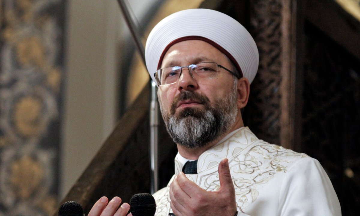 🔴 Diyanet, LGBTİ+ karşıtı nefreti örgütlemek için 2 milyon TL harcayacak! 📌 4 Yıllık Stratejik Planını açıklayan kamu kuruluşu, “aileyi tehdit eden cinsiyet temelli sapkın ideolojiler” diye damgaladığı LGBTİ+lara karşı yürüteceği faaliyetlerin maliyetini duyurdu