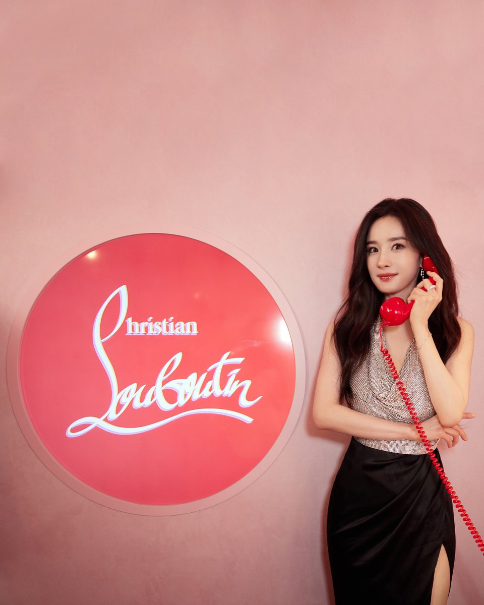 Christian Louboutin’s Red Sole Pop-Up debuted in Beijing from April 19 to May 5, offering a truly unique immersive experience into the Maison’s creative world.

Brand ambassador #YangMi honored this special occasion, joining in the celebration of the opening of the Red Sole