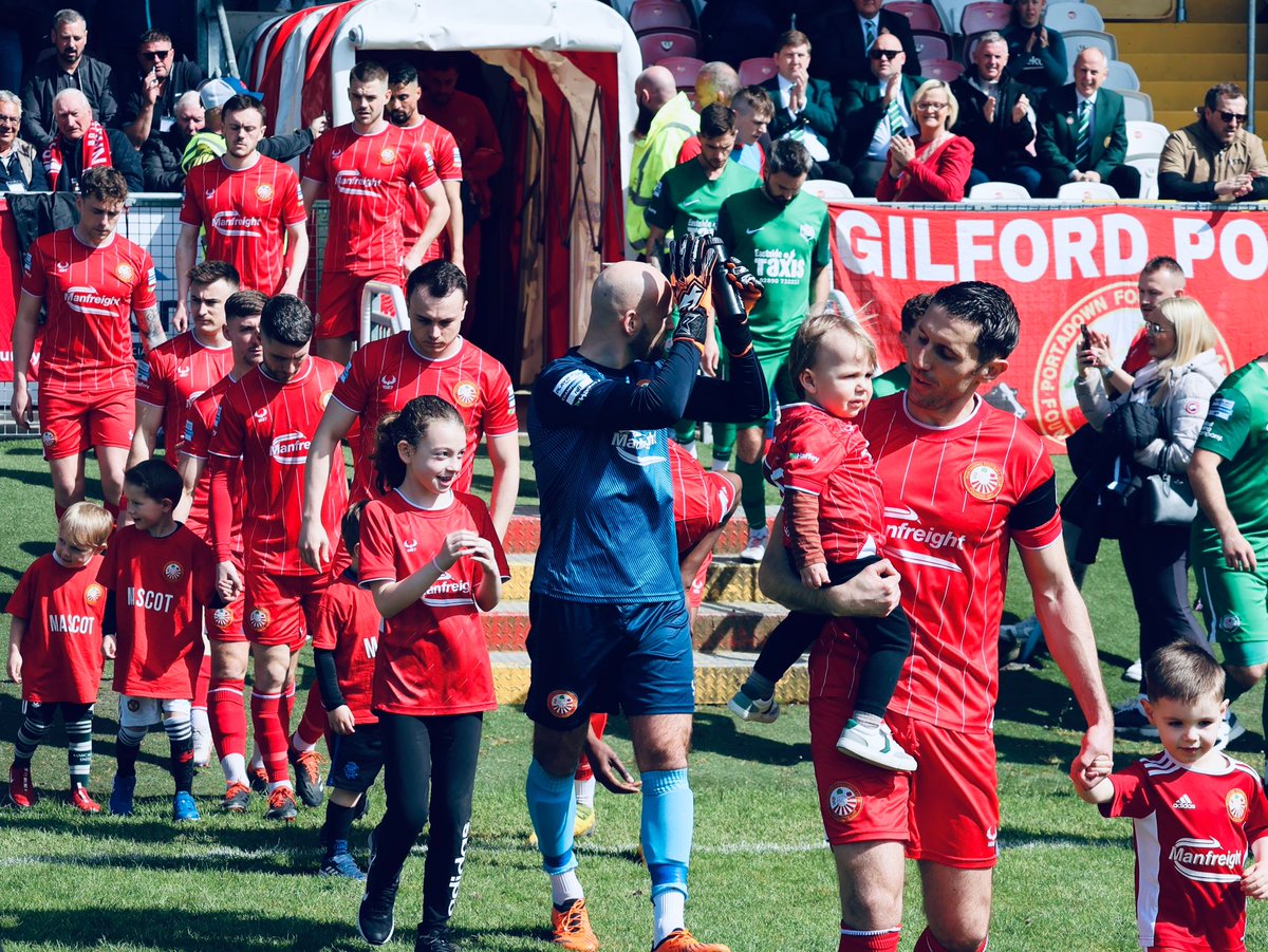 Portadownfc's tweet photo. 𝗠𝗮𝘀𝗰𝗼𝘁𝘀 | 𝗣𝗼𝗿𝘁𝗮𝗱𝗼𝘄𝗻 𝟭 𝗗𝘂𝗻𝗱𝗲𝗹𝗮 𝟭 | 𝗣𝗹𝗮𝘆𝗿-𝗙𝗶𝘁 𝗖𝗵𝗮𝗺𝗽𝗶𝗼𝗻𝘀𝗵𝗶𝗽

We loved having Jacob Little, Joshua Little, Alexander Little, Violet Dunlop, Moses Rankin, Rio Hall &amp; Harlen with us on Saturday as mascots

We hope all had a fantastic day https://t.co/Y55hds87LU