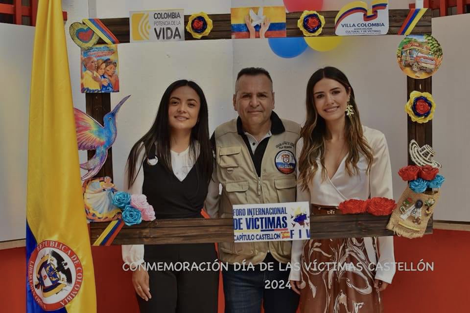 ConsColValEsp's tweet image. Conmemoramos el Día de Memoria y Solidaridad con las Víctimas del Conflicto Armado en un evento especial junto a la Asociación Villa Colombia en Castellón. Reafirmamos nuestro compromiso con la memoria histórica para garantizar la no repetición. 💛💙❤️