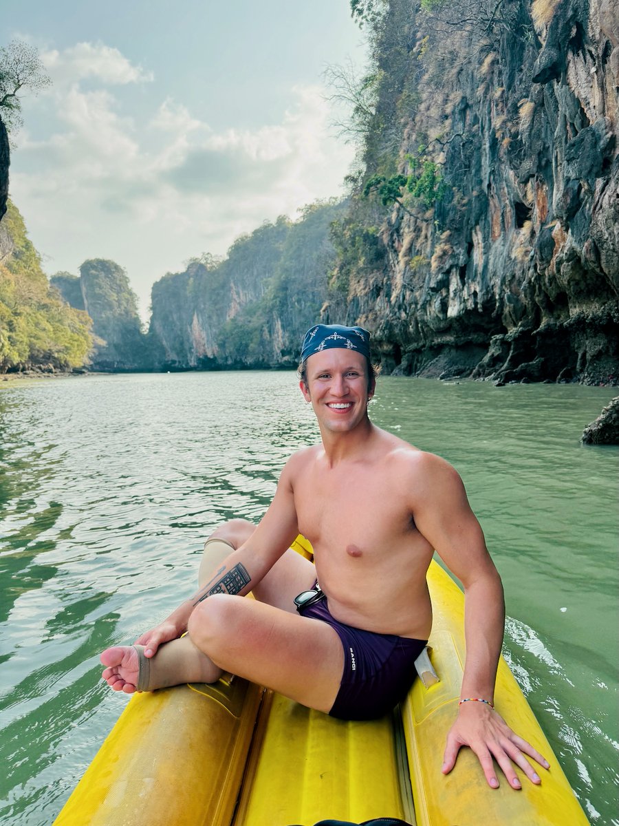 No one is ever quite prepared for the insanity of Thailand's Songkran Water Festival. Our recent group got festively soaked in Bangkok, met elephants in Chiang Mai, and indulged in the tropical lifestyle of Phuket and Krabi. Excellent pics, guys! 🇹🇭🐘🏝️