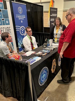 fdlepio's tweet photo. #YourFDLE Cyber Bureau and FDLE Tampa Cyber Squad presented at the annual Sunshine Cyber Con hosted by @CyberSecurityFL. FDLE members shared best cyber practices and spotlight FDLE’s cyber expertise and services!
#CyberSecurity #SecureFlorida #BusinessSafe https://t.co/DACsFPBsBc