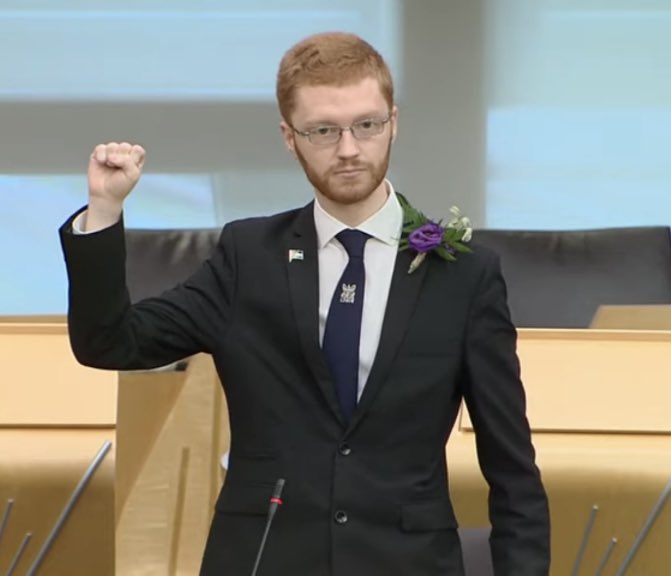 Ross Greer has labelled the Cass Review as a 'transphobic Conservative report'. How dare he. How fkn dare he. He is putting politics and ideology ahead of child welfare. What a horrible, vindictive and nasty little Marxist of a ‘man’. @Ross_Greer