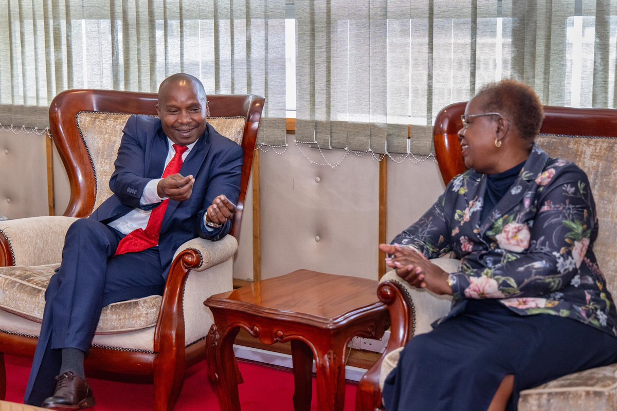 Earlier today I paid a courtesy call to Interior Cabinet Secretary @KindikiKithure . Land matters and its security is priority in fighting the cartels in the sector. Chief Lands Registrar David Nyandoro also present .