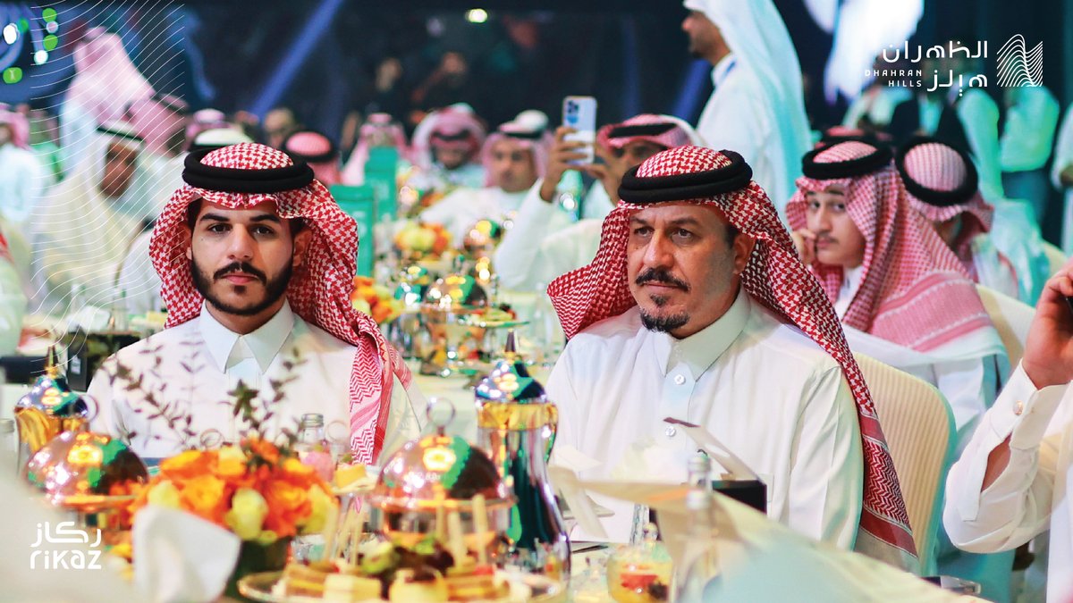 قطع أراض بالغة الأهمية، يتنافس المستثمرون الآن في انتهاز فرصها الحقيقية بمزاد #الظهران_هيلز

يمكنك متابعة البث المباشر للمزاد عبر #ركاز_لايف
youtube.com/live/RkTm9AD4g…