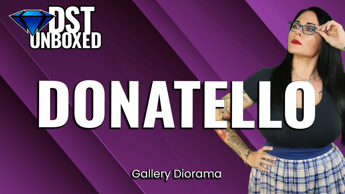 This brilliant weaponeer is featured in this week's #DSTUnboxed with host @CanonDollX! Check out the Donatello Deluxe Gallery Diorama at youtu.be/wATw6ohuoWM #Donatello #TMNT #CollectDST #DiamondSelectToys #Unboxing #360video