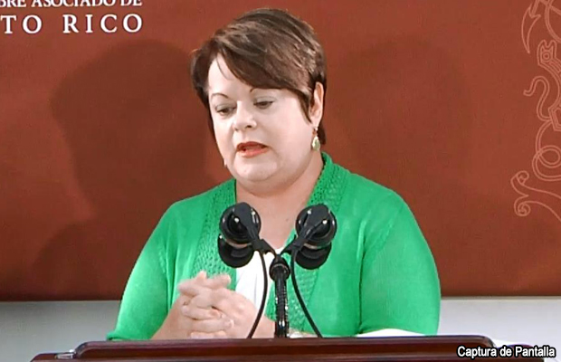 IDALIA COLON
la jefa de campaña de ZARAGOZA que se llevó un insulto de Ruben Sanchez en el Debate del PPD es,la que siendo Secretaria de Familia, infamó a Yanitzia Irizarry con 42,000 casos de maltrato sin resolver, lo que era FALSO y asi lo tuvo que admitir en una vista CAMERAL
